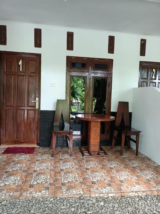 Brown Bamboo Guest House & Trekking 부킷 라왕 외부 사진